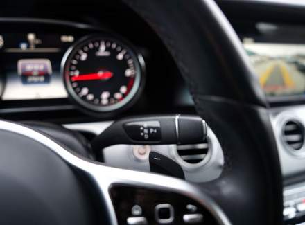 Mercedes-Benz - E-class