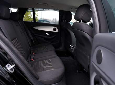 Mercedes-Benz - E-class