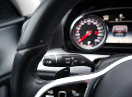 Mercedes-Benz - E-class