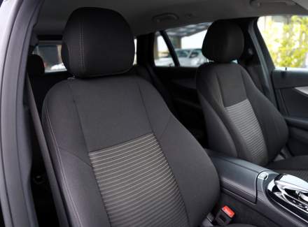 Mercedes-Benz - E-class