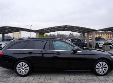 Mercedes-Benz - E-class