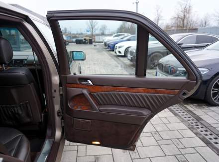 Mercedes-Benz - S-class