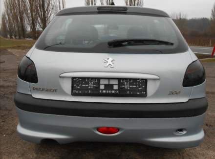 Peugeot - 206
