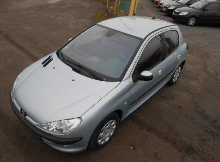 Peugeot - 206