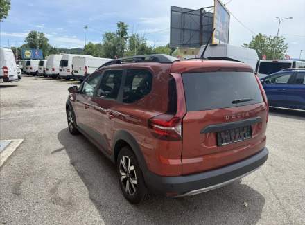 Dacia - Jogger