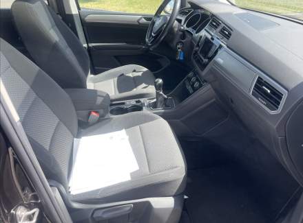 Volkswagen - Touran