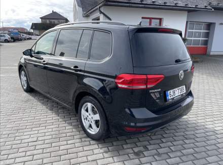 Volkswagen - Touran