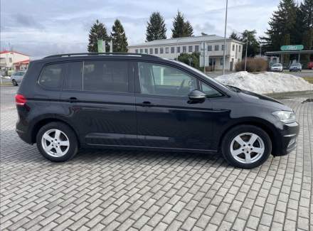 Volkswagen - Touran