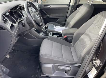 Volkswagen - Touran