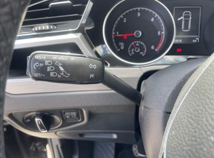 Volkswagen - Touran
