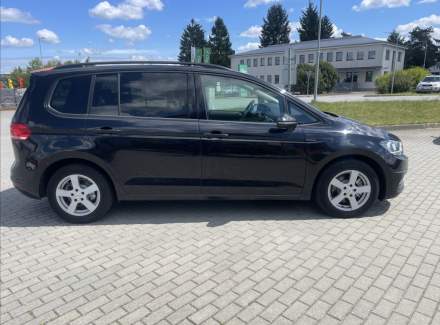 Volkswagen - Touran