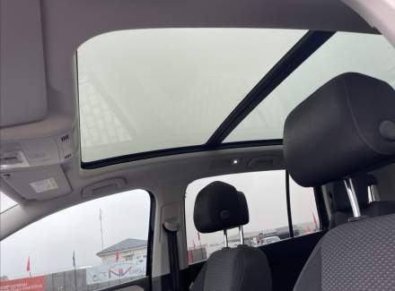Volkswagen - Touran
