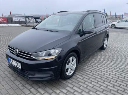 Volkswagen - Touran