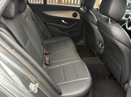 Mercedes-Benz - E-class