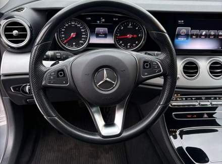 Mercedes-Benz - E-class