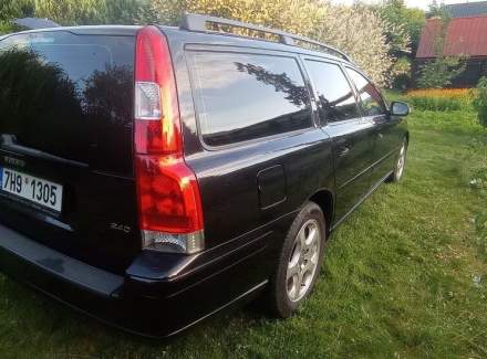 Volvo - V70