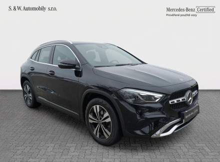 Mercedes-Benz - GLA