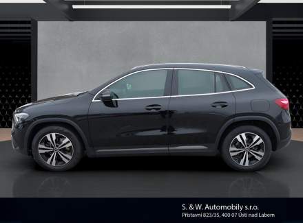 Mercedes-Benz - GLA
