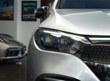 Mercedes-Benz - EQE
