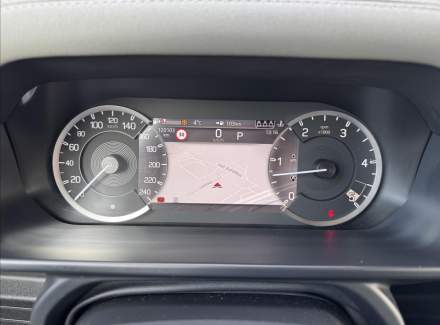 Land Rover - Defender