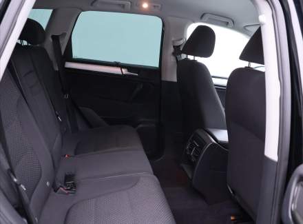 Volkswagen - Touareg