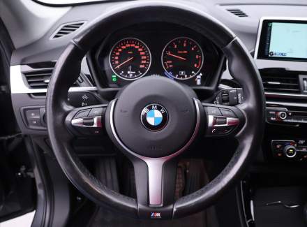 BMW - X1