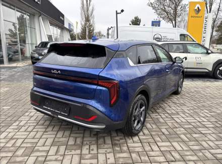 Kia - K4