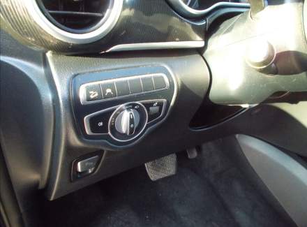 Mercedes-Benz - V-class