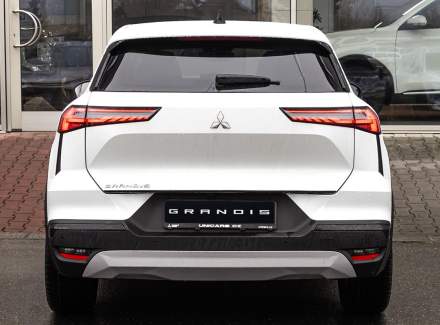 Mitsubishi - Grandis