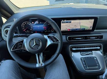 Mercedes-Benz - V-class