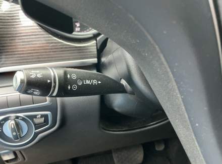 Mercedes-Benz - V-class