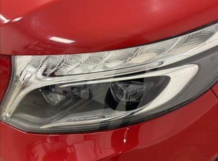 Mercedes-Benz - V-class