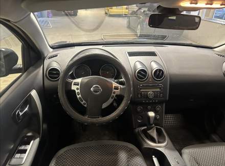 Nissan - Qashqai