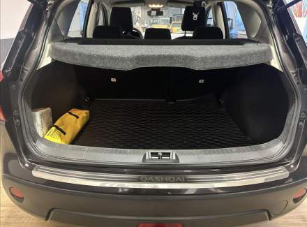Nissan - Qashqai