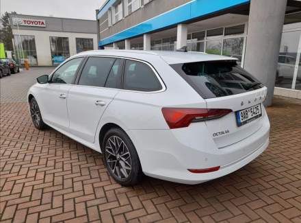 Škoda - Octavia