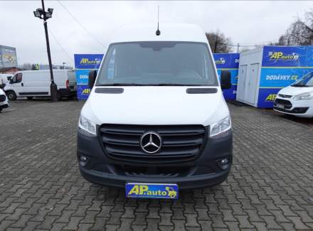 Mercedes-Benz - Sprinter