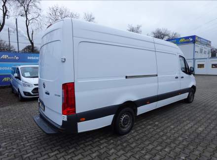 Mercedes-Benz - Sprinter