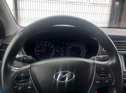 Hyundai - i20