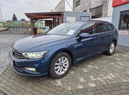Volkswagen - Passat