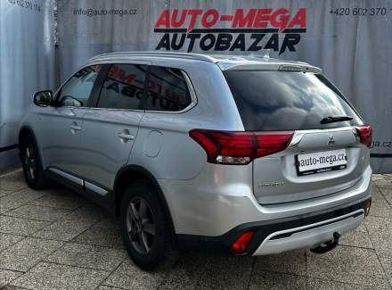 Mitsubishi - Outlander
