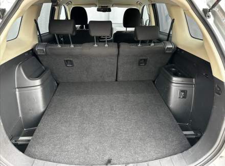 Mitsubishi - Outlander