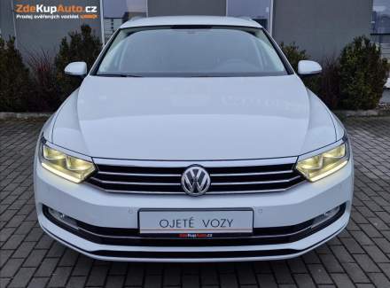 Volkswagen - Passat