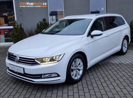Volkswagen - Passat
