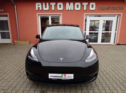 Tesla - Model Y