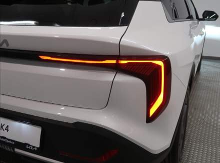 Kia - K4