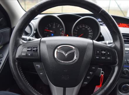 Mazda - 3