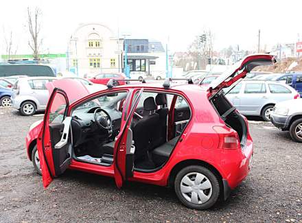 Toyota - Yaris