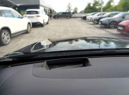 Mercedes-Benz - S-class