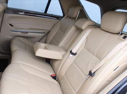 Mercedes-Benz - M-class