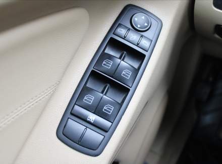 Mercedes-Benz - M-class